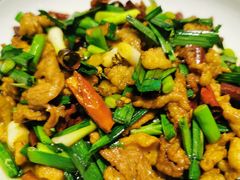 -蔼若春.传承三十年云南菜(金碧公园店)