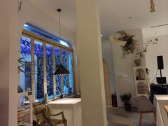 -春树下·树屋花房西餐厅(罍街AS1980店)