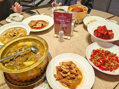 -艳阳天·非遗楚菜(武汉客厅店)