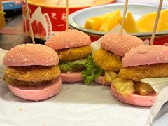 -龍歌自助小火锅(市南金茂湾店)