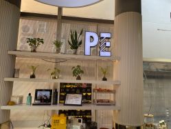-PE SALON 