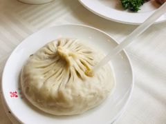 蟹黄汤包-怡园饭店-餐厅(四望亭店)