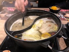 -呷哺呷哺(新世界百货望京店)