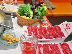 -牛三斤潮汕鲜牛肉火锅(昌发展万科店)