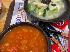 -万和春排骨砂锅米饭(新业广场店)