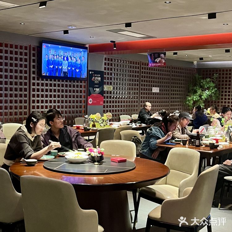 大鸭梨太会了，来这里一口吃掉春天🌸