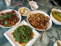 -天天向上素食餐厅(五台山店)