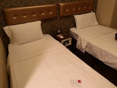 -香港华美达海景酒店