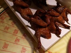 招牌烤乳鸽-石岐佬中山菜馆(张溪店)