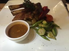 -绿茵阁(体育西分店)