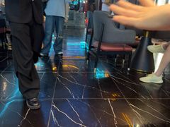 -屋有岛沉浸游戏旗舰店(中山公园店)