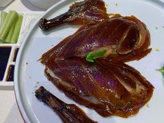 精品烤鸭-悦江(梅奔中心店)