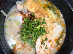 -刁四藤椒麻辣烫(武夷山路店)