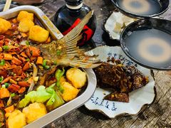 -小球滚滚湘菜馆·烤鱼·口味虾(太平街店)