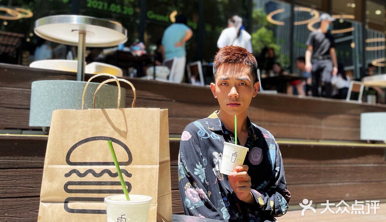 来Shake Shack过深圳的夏天吧🥳