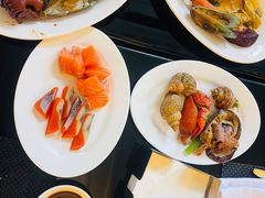 -圣丰索菲特·2 On 988 Café 自助餐厅
