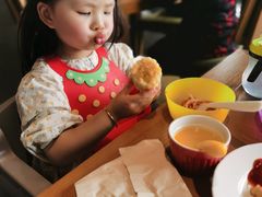 -东方明珠·可口可乐欢乐餐厅