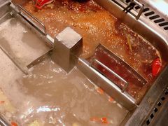 -海底捞火锅鲜切牛肉主题店(长寿路店)