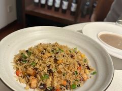 -MONICH牛排融合餐厅(和义大道购物中心店)