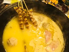 -鲜入围煮花胶鸡海鲜火锅
