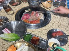 -姜胖胖韩式自助烤肉(光明万达店)