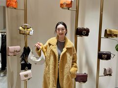 -枫叶小镇奥特莱斯