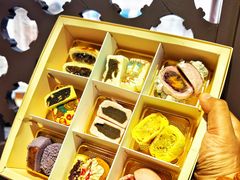 -昆明冠生园·鲜花饼·面包蛋糕(老街店)