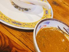 -毛辣果·贵州红酸汤牛肉火锅(西单店)