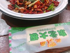 -湖南人家湘菜馆(镇江路店)