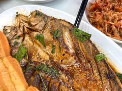 -丹水桥地锅鱼·翘嘴鲌·地方特色全鱼宴(丹江口大坝店)