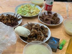 -蓝精灵饺子店