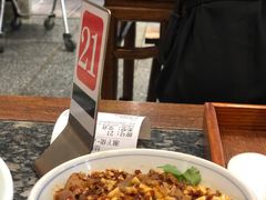 -湘下佬老长沙吃货铺(广场莱斯店)