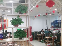 -楼外楼大刀肉传统火锅居(博学路店)