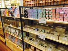 -猫的天空之城概念书店(印象城购物中心店)