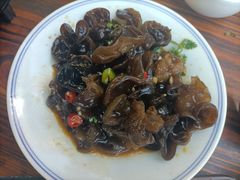 -琼大师东方烤乳猪(亚特兰蒂斯店)