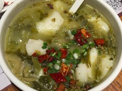 酸菜巴沙鱼-渝是乎酸菜鱼(龙旗购物中心店)