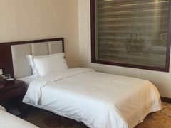 -兴芮温泉度假区