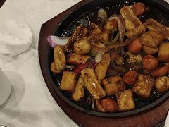 -鑫巴蜀小镇 · 水煮鱼专研店(玉桥店)