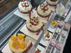 -花花卷卷·鲜食蛋糕(静安久光百货店)