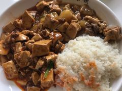 咖喱土豆鸡块-同济大学-北苑食堂