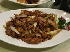 葱爆羊肉-东四民芳餐厅(世茂工三店)
