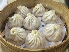 -莱莱小笼·乔艾