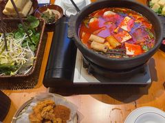 -黔滚滚贵州牛肉火锅·酸汤火锅(创意园店)
