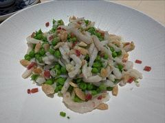 西山榄仁豆胚炒香嫩鱼-侨美食家·粤菜(体育西路店)