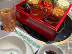 -禄婶鸡煲·打边炉