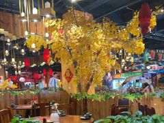 -老滇山寨•云南特色菜•地方菜•民族风情歌舞表演(金碧店)