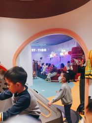 -奈尔宝家庭中心·亲子餐厅(北京东坝万达店)