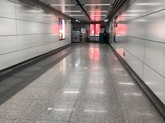 -闸弄口(地铁站)