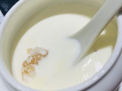 鲜奶炖桃胶-和平馆·地道港澳茶餐厅(西门口店)