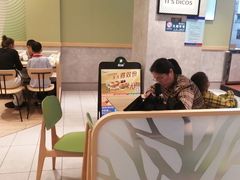 -德克士(绿地店)